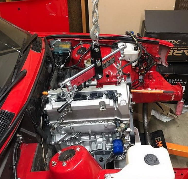 爆改宝马E30 M3，移植本田经典红头K24A引擎