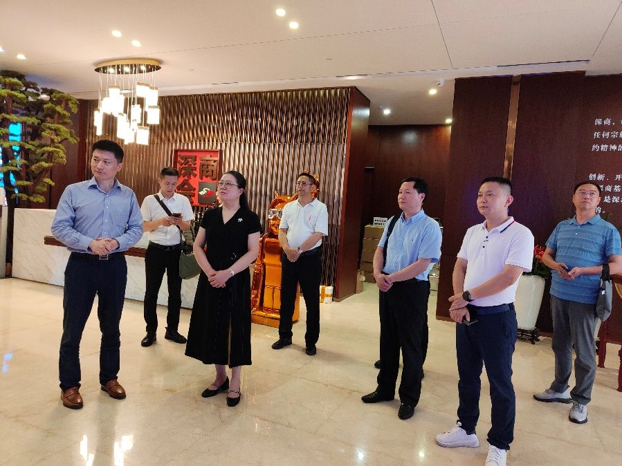 温州市市场监管局一行到访深圳知识产权大数据中心